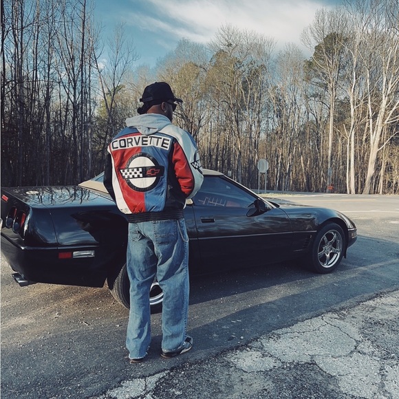 Meet your Posher, Max - Picture 6 of 9